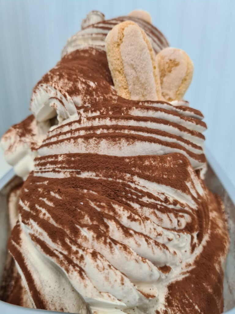 ¿Dónde comer el mejor helado artesanal en A Coruña según los expertos? Helado de tiramisú
